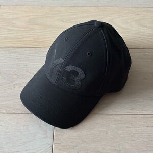 Y-3 Black Classic Logo Cap